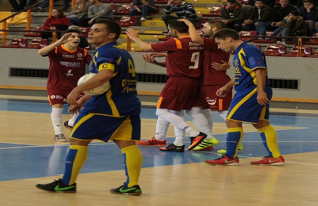 11-1. Un ITEA intratable golea en el derbi provincial cordobés al Calderería Manzano
