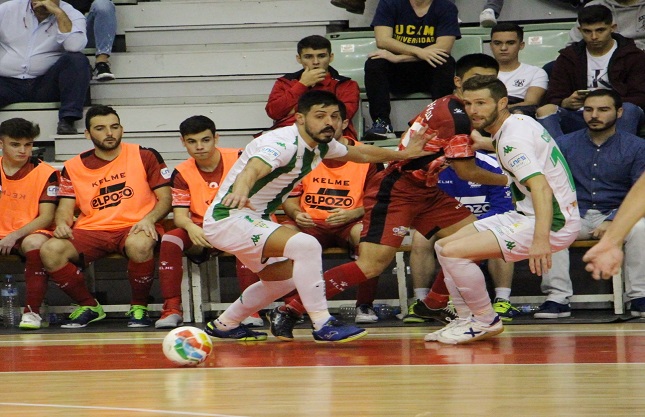 3-4. El Córdoba CF Futsal tumba al campeón de liga